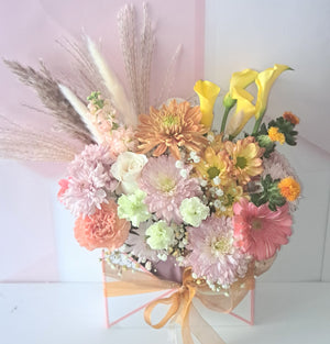 Celebrate the season with stunning Fall & Thanksgiving floral arrangements, available for same-day delivery in Las Vegas and Henderson. From vibrant autumn bouquets to elegant pumpkin centerpieces, each design is filled with warm colors that capture the spirit of fall. Perfect for hosting, gifting, or simply adding a festive touch to your home, these arrangements bring beauty and gratitude to any Thanksgiving table.

