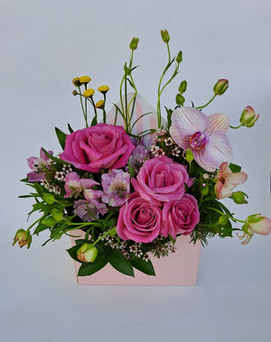 Signature Mini Bouquet Box